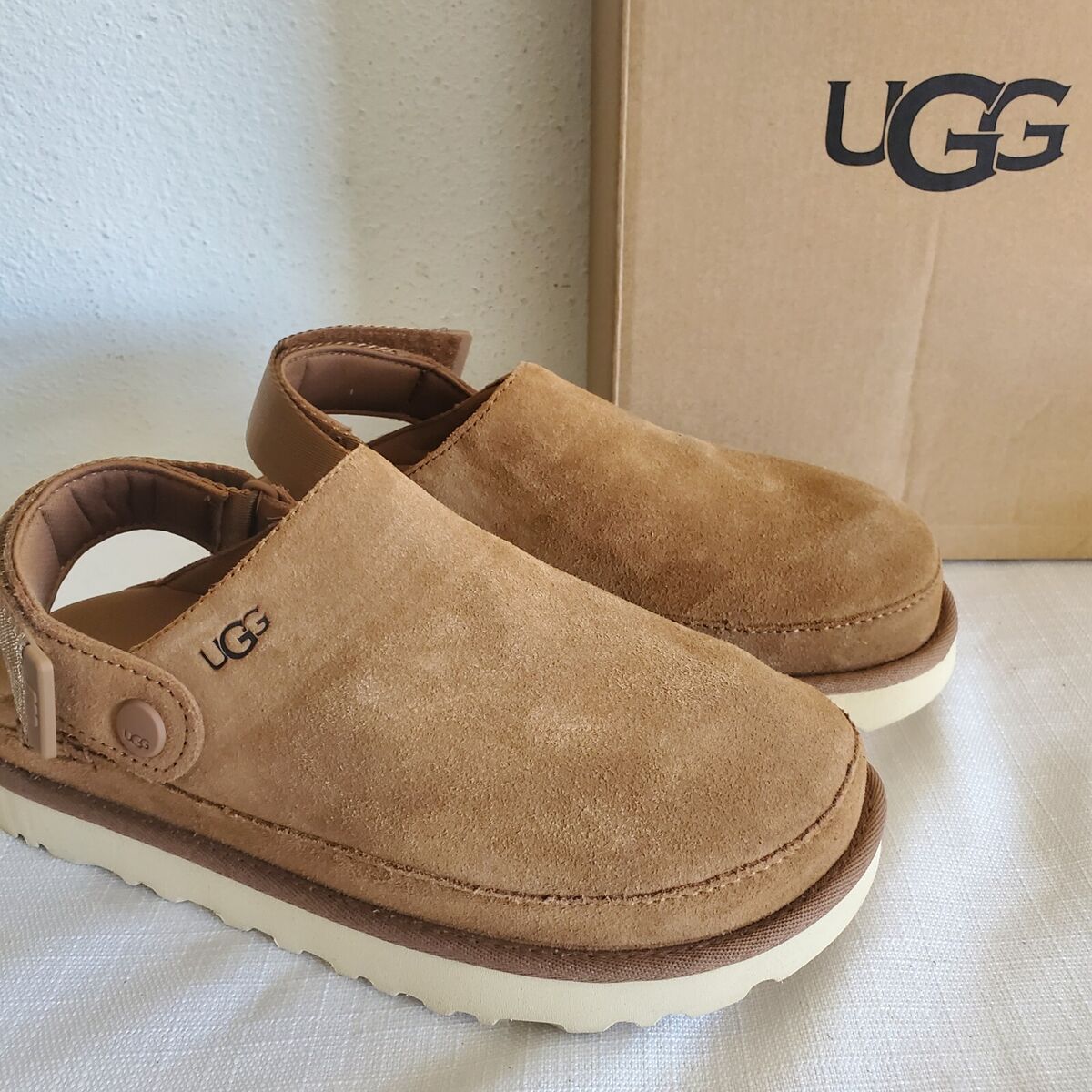 Chestnut UGG Goldenstar Clog